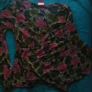 Mudd Floral Retro Blouse
